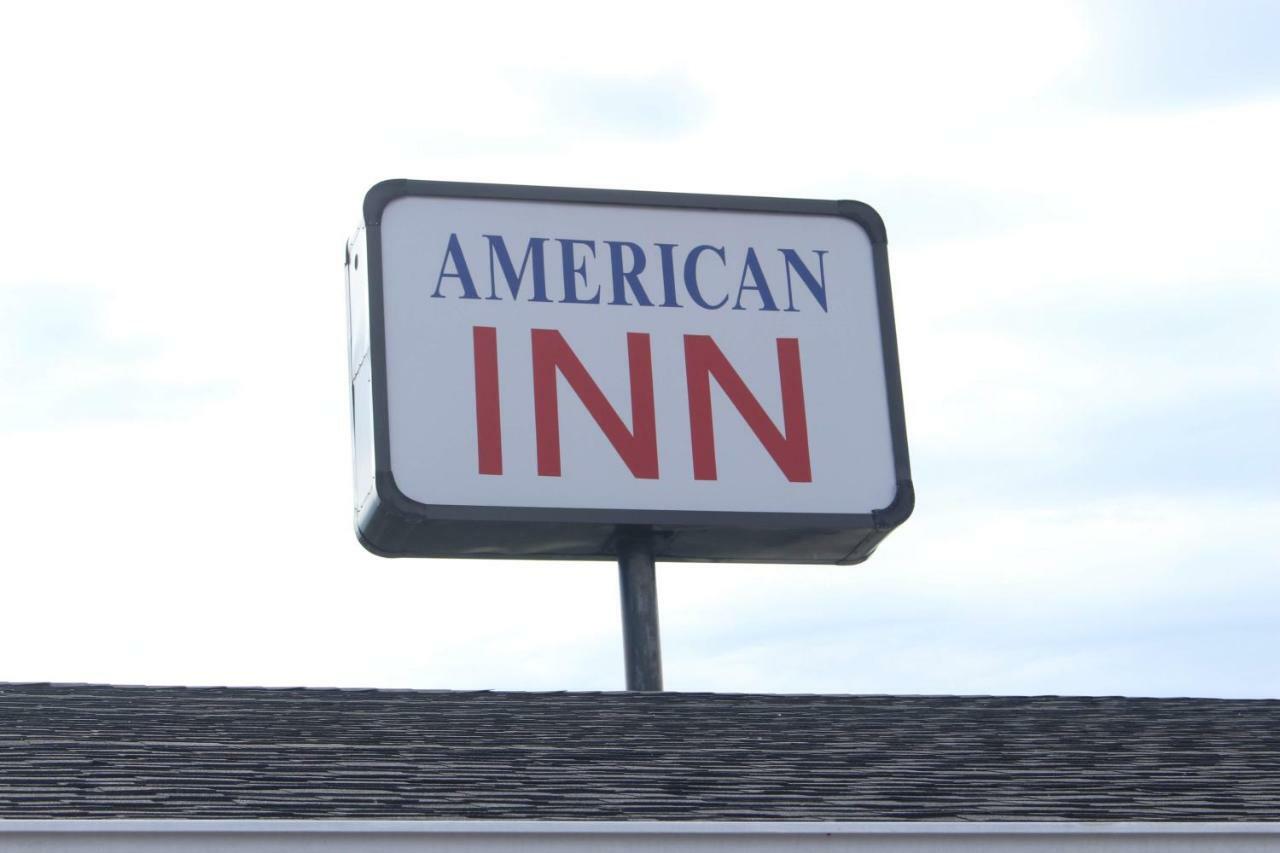 American Inn Motel Pratt Exteriör bild